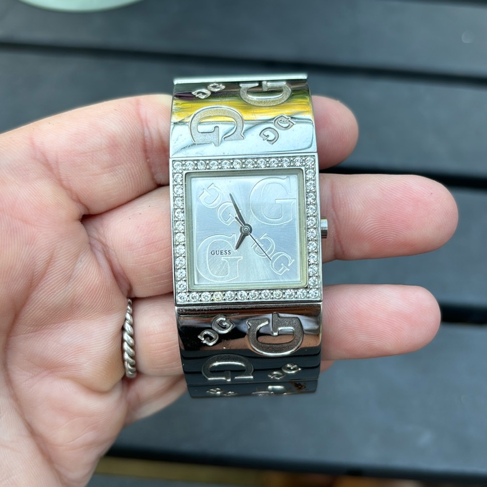 Women’s Guess Watch - Silver small